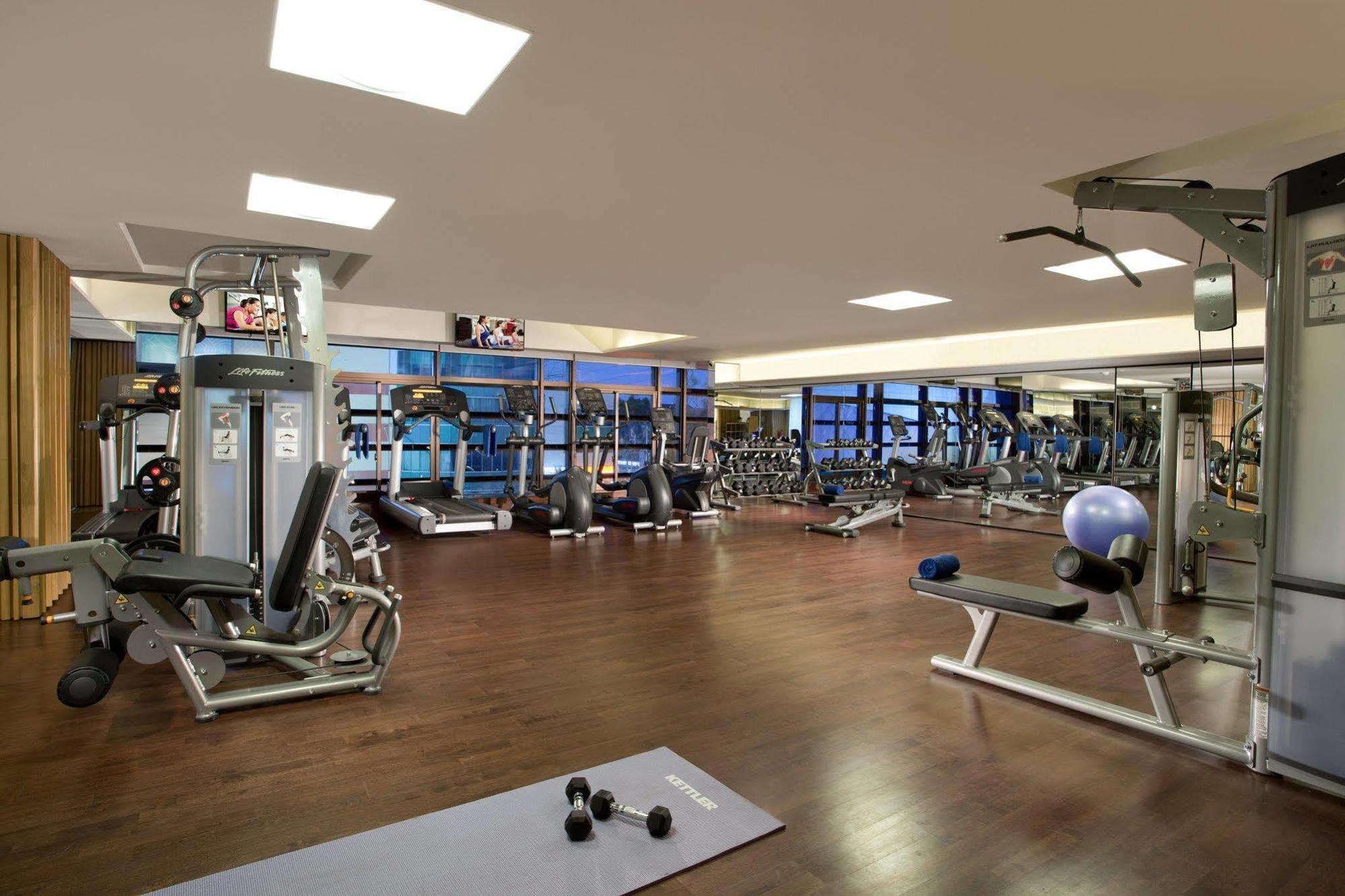 Ascott Waterplace Σουραμπάγια Εξωτερικό φωτογραφία